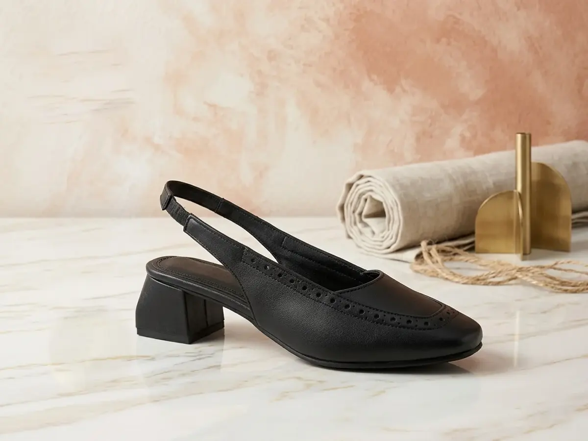 Mira Daily Flats — Black — view 1